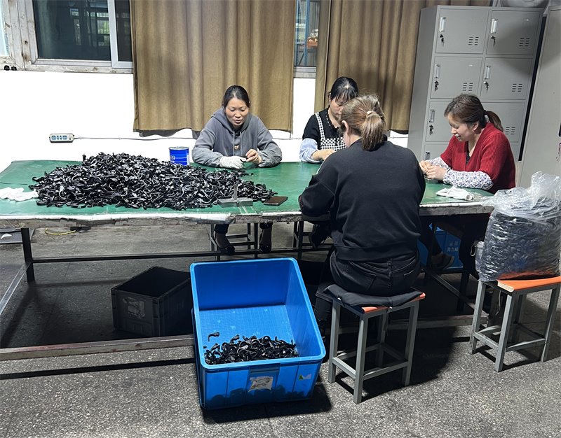 overmolding injection molding process supplier