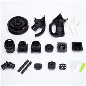 Constructeurs de moules d'injection plastique et producteurs de pièces en plastique